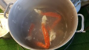 Königskrabben im Hubbeltopf